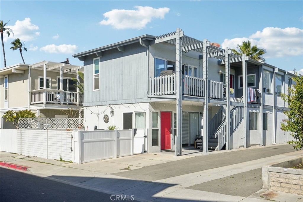 4404 Channel Place