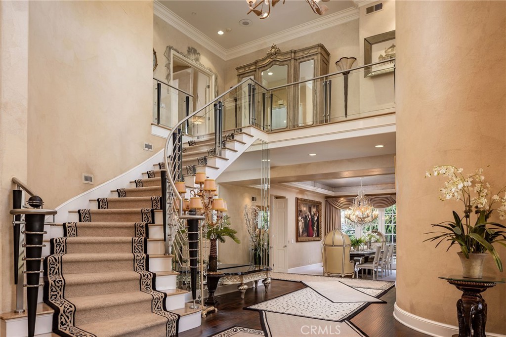 3 Weybridge Court