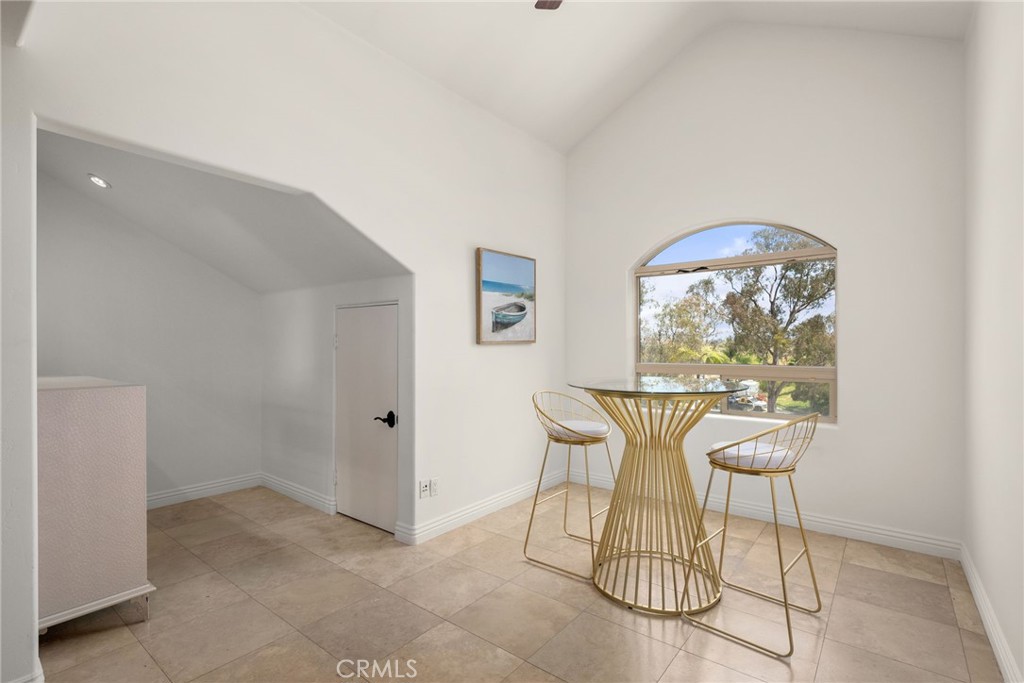 39625 Calle Cabernet