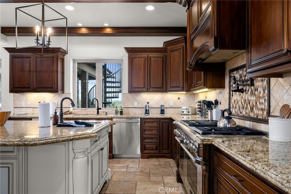 39625 Calle Cabernet