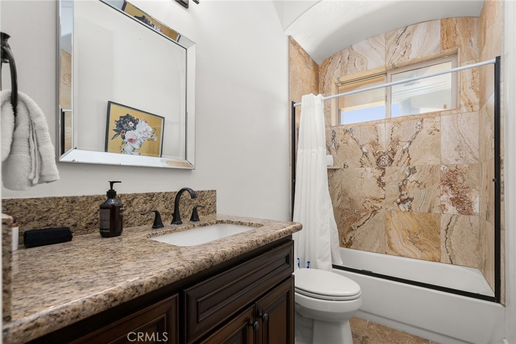 39625 Calle Cabernet