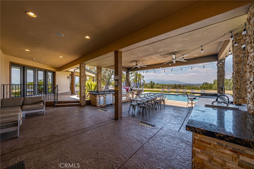 39625 Calle Cabernet