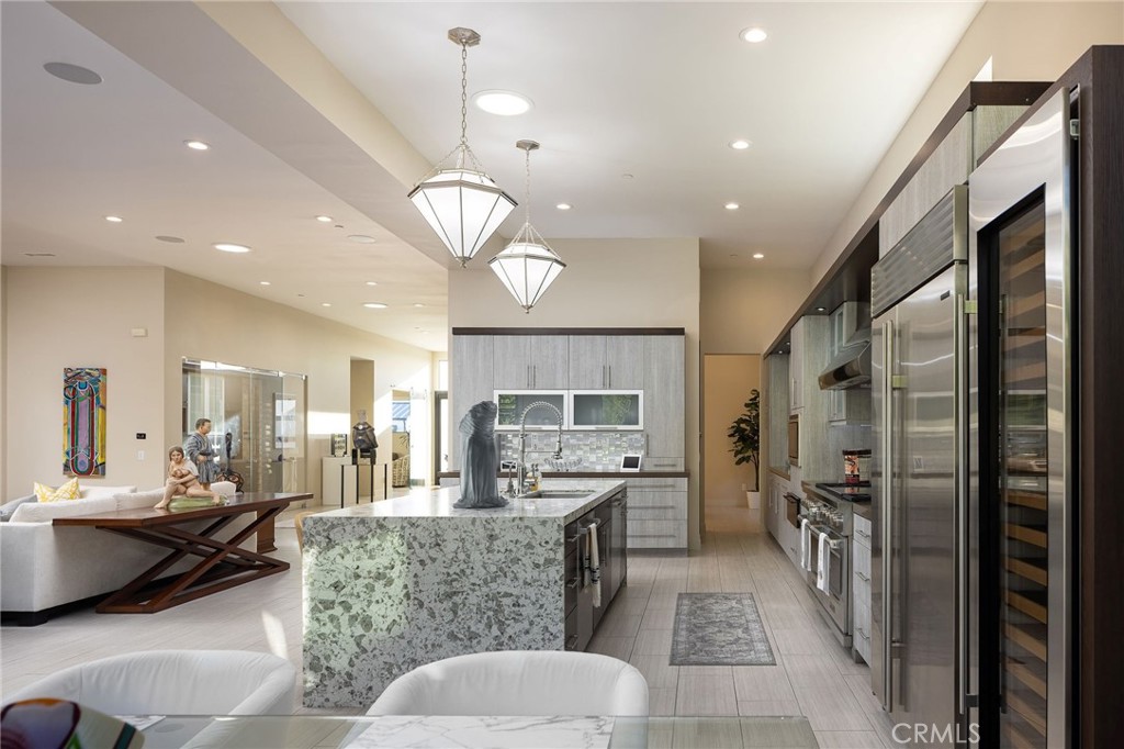1430 Dolphin Terrace
