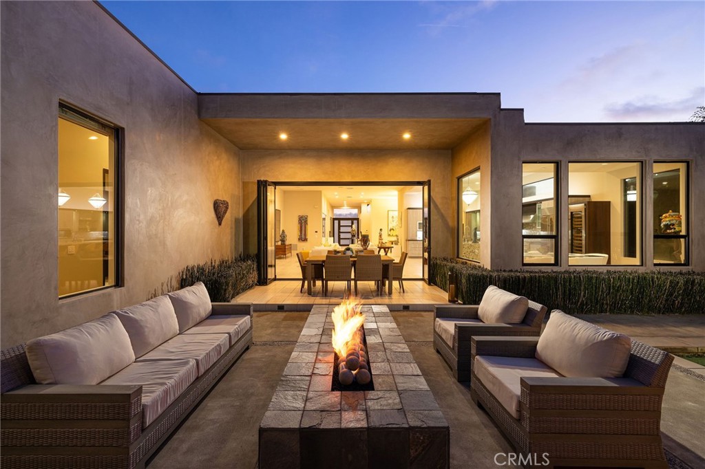 1430 Dolphin Terrace