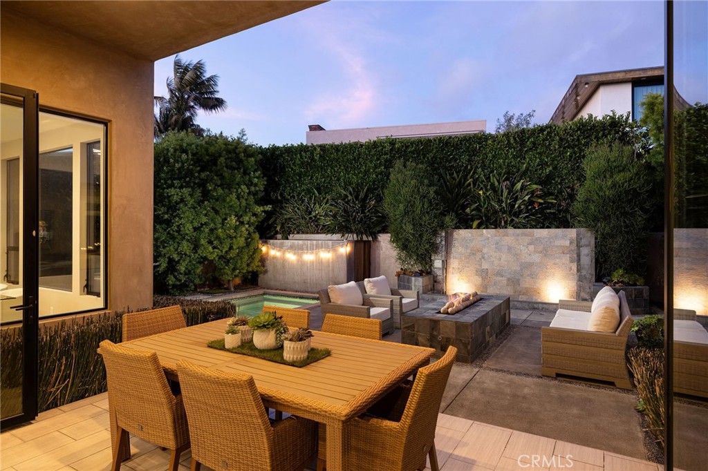 1430 Dolphin Terrace