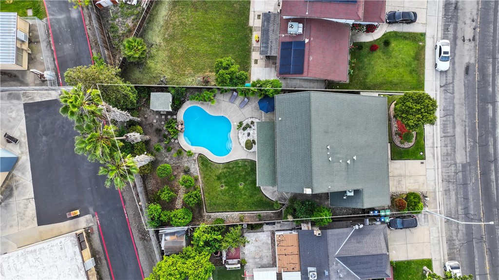 2324 Stanfield