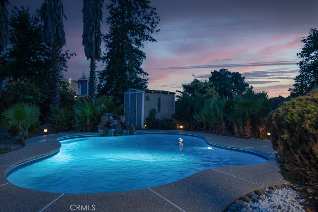 2324 Stanfield