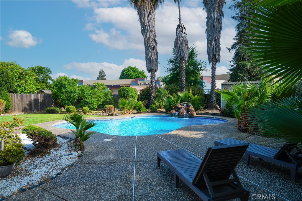 2324 Stanfield