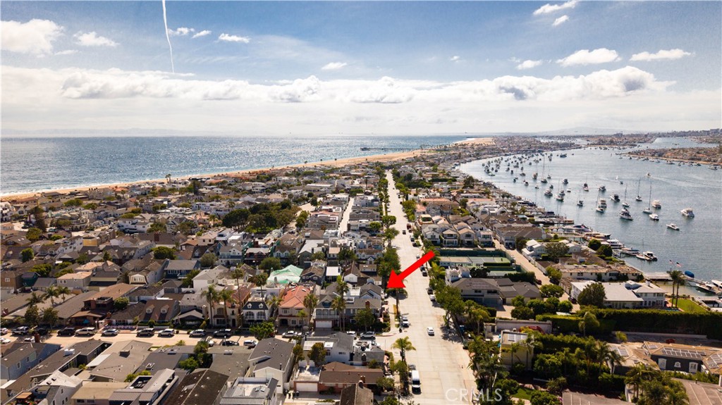 2025 E Balboa
