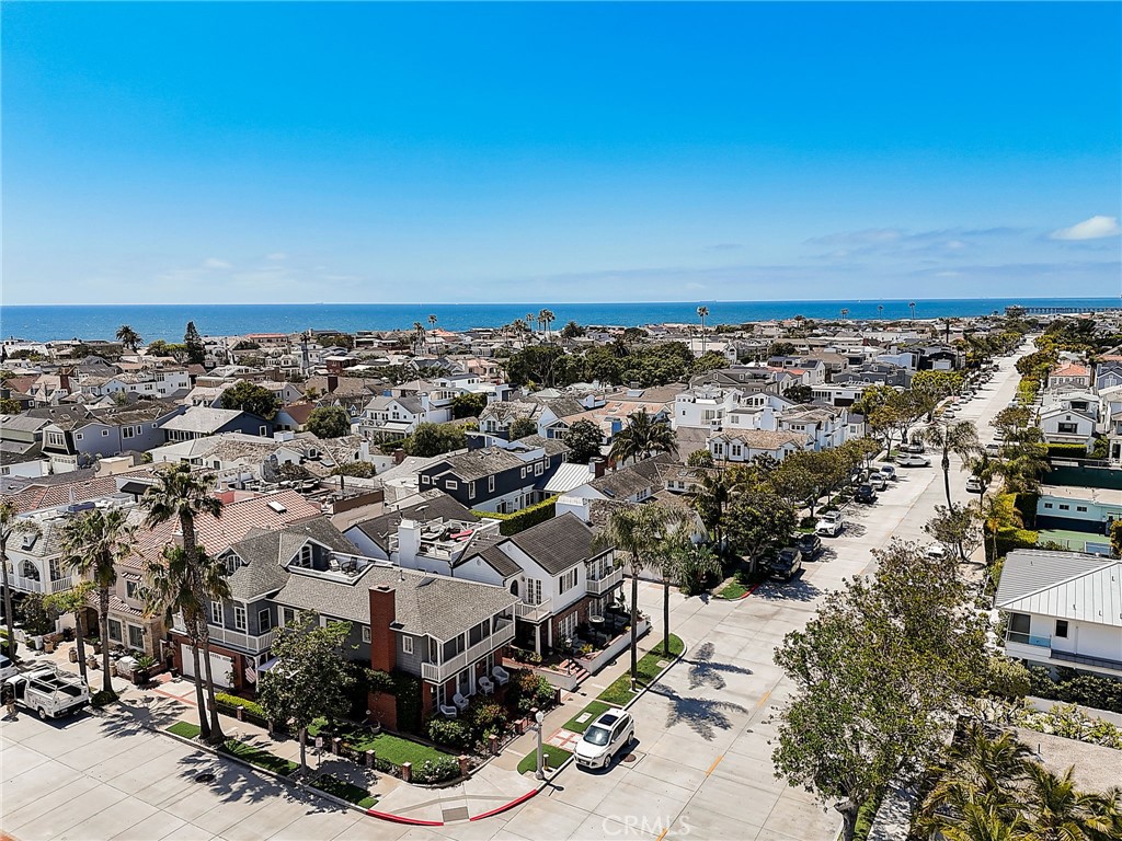 2025 E Balboa