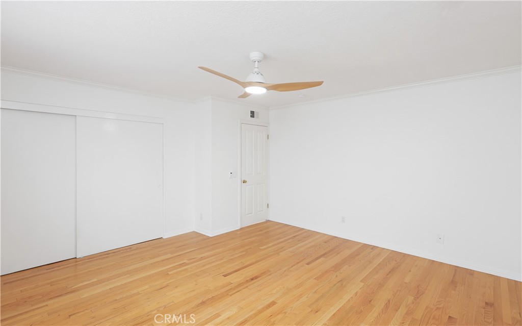 2025 E Balboa