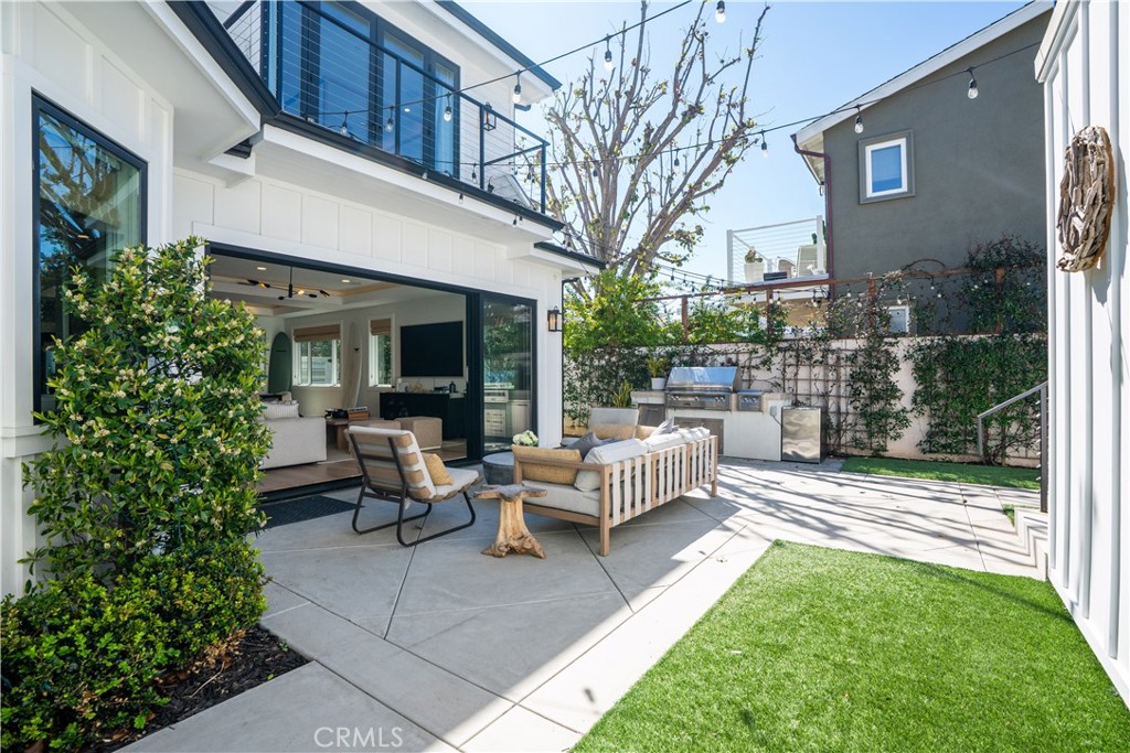 515 Tustin Ave
