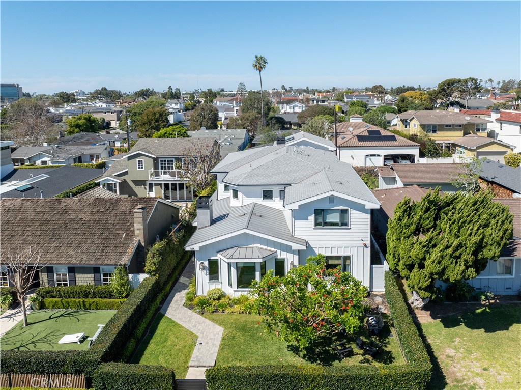 515 Tustin Ave