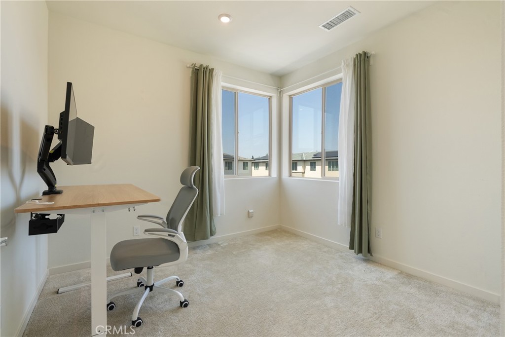 1562 Topeka Ave 1 1