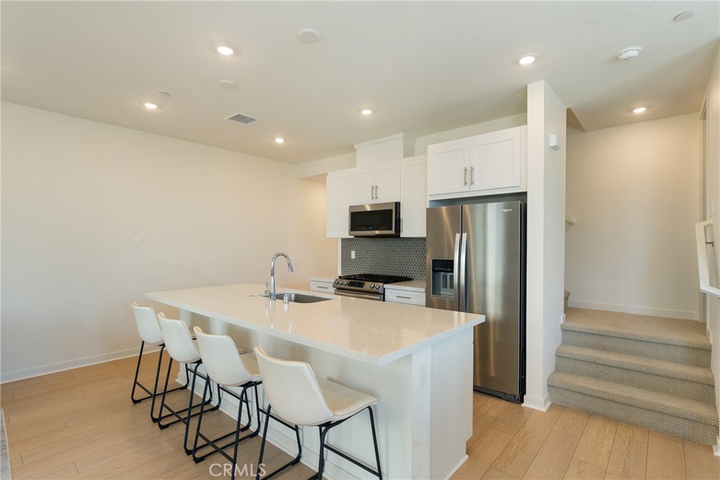 1562 Topeka Ave 1 1