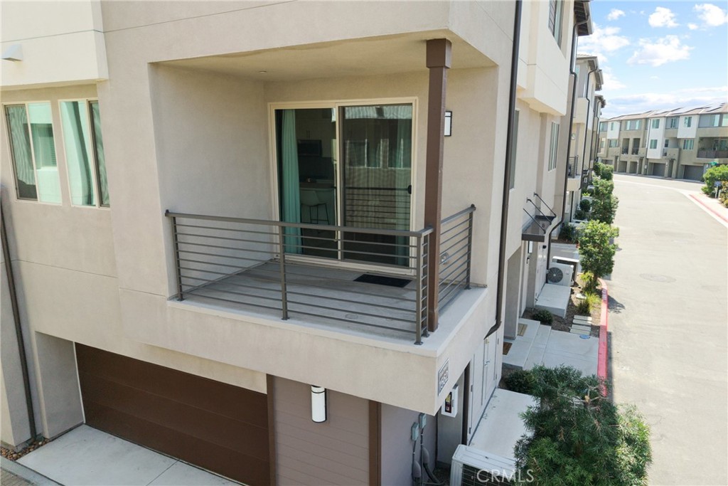 1562 Topeka Ave 1 1