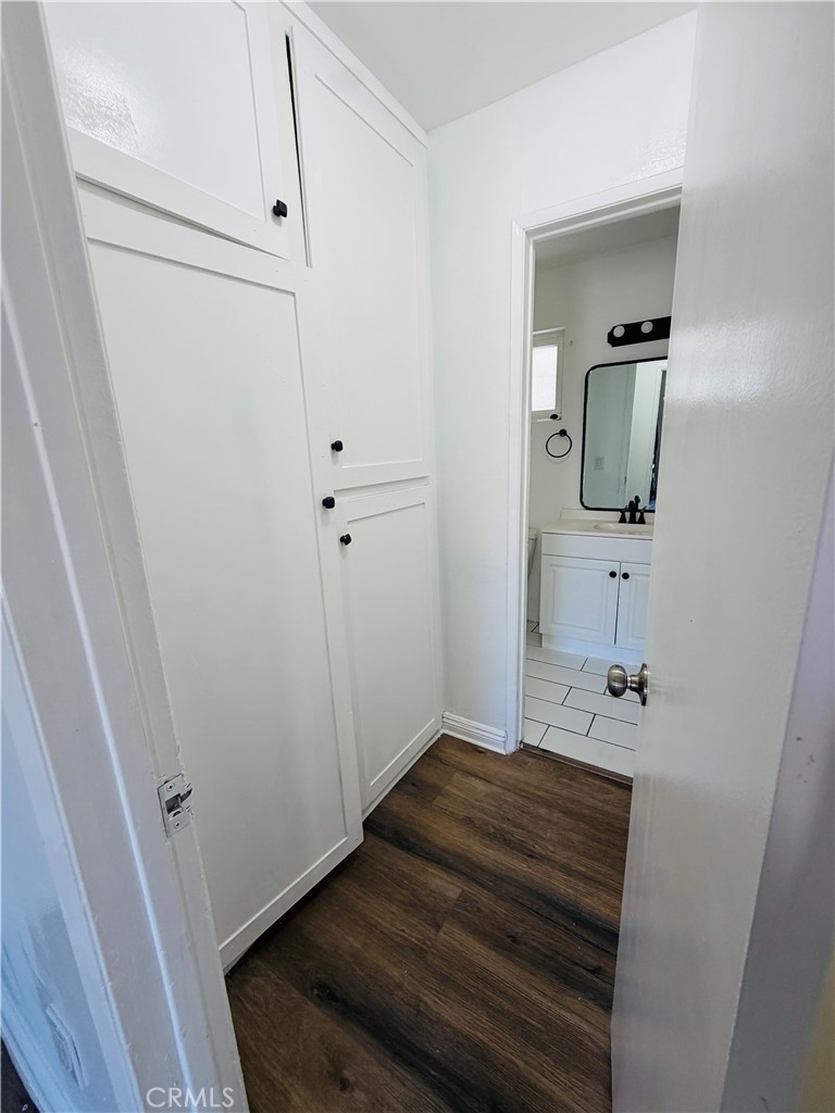 630 S Knott 54