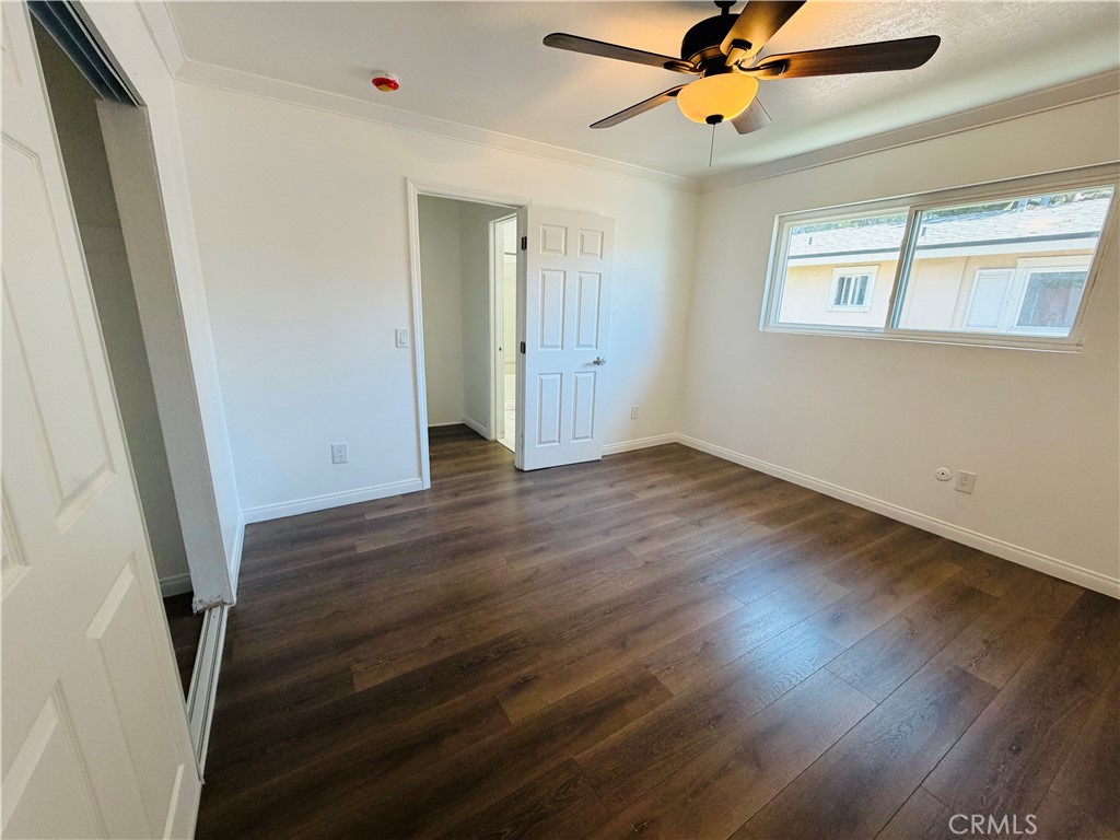 630 S Knott 54