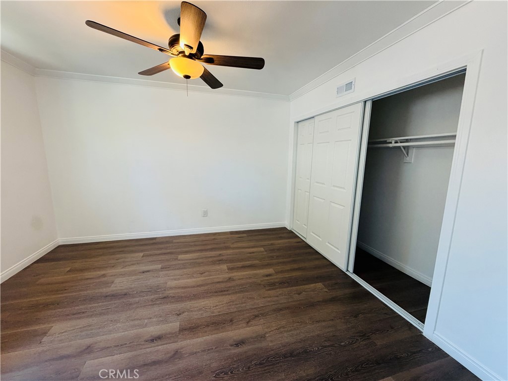 630 S Knott 54