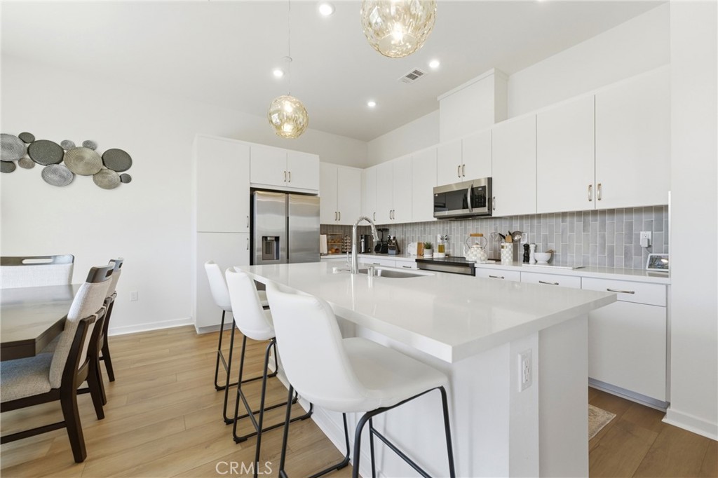 3247 E. Moonstone Drive
