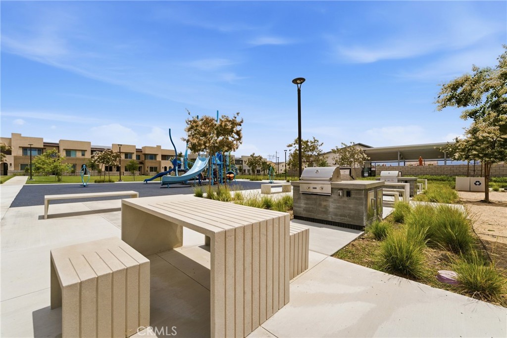 3247 E. Moonstone Drive