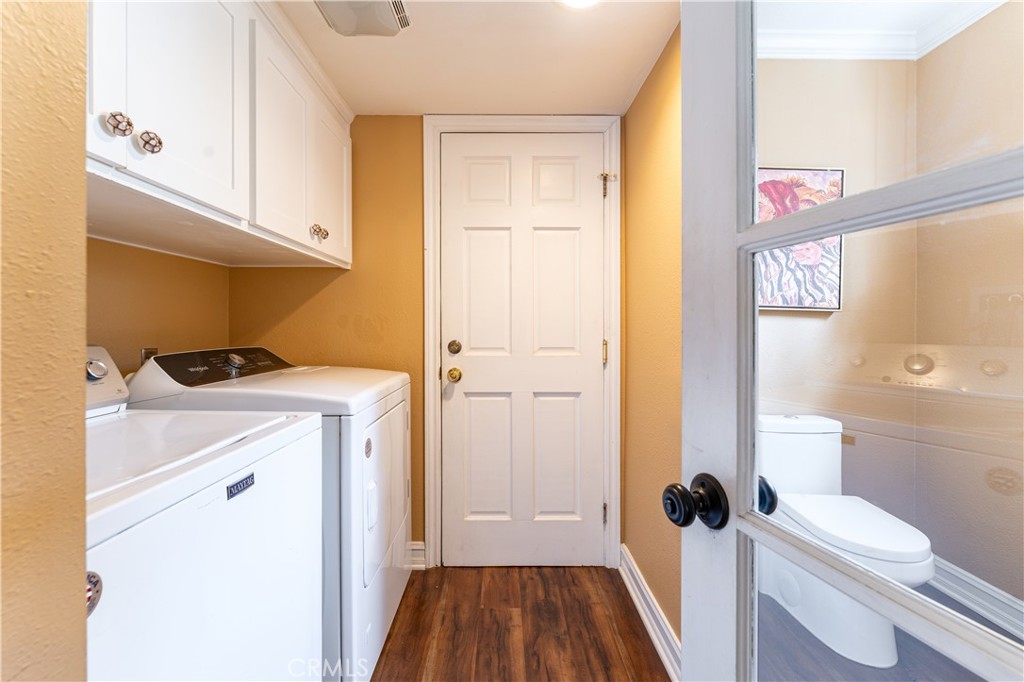 7318 E Cambria