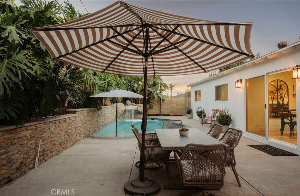 4522 Loganview Drive