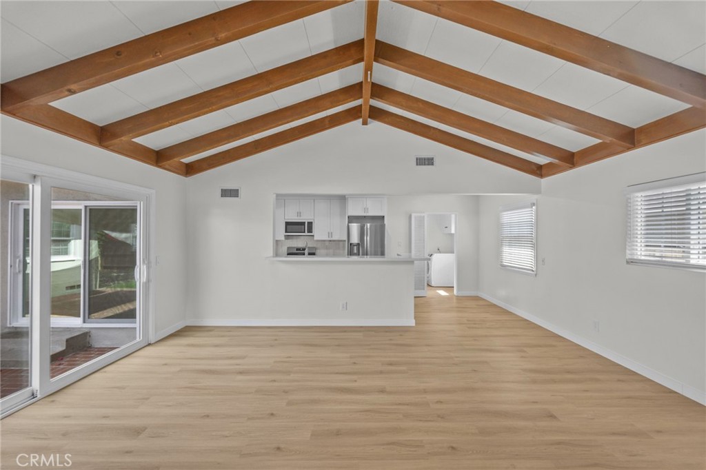 2445 W Marian