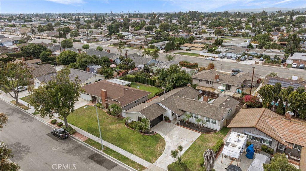 2445 W Marian