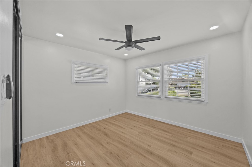 2445 W Marian