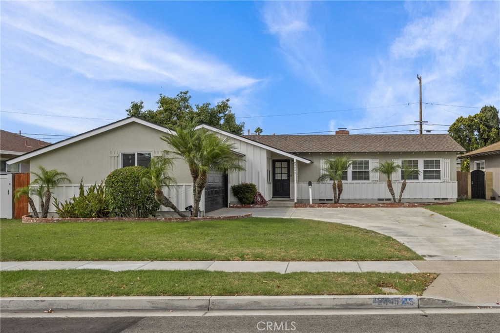 2445 W Marian
