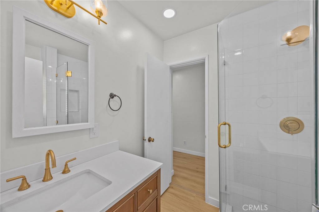 2445 W Marian