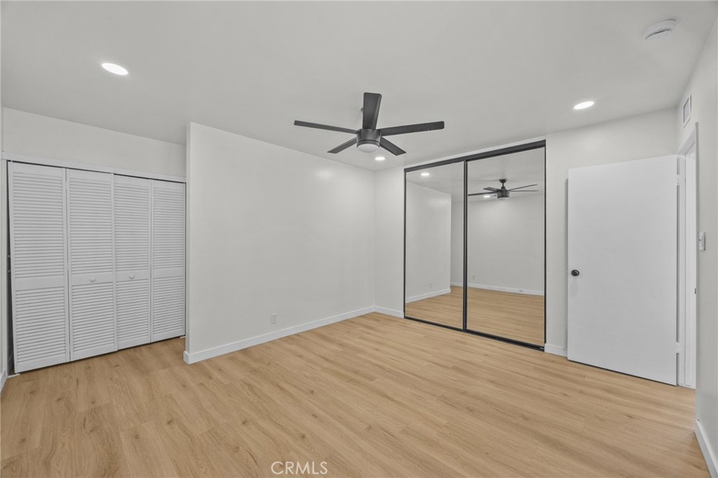 2445 W Marian