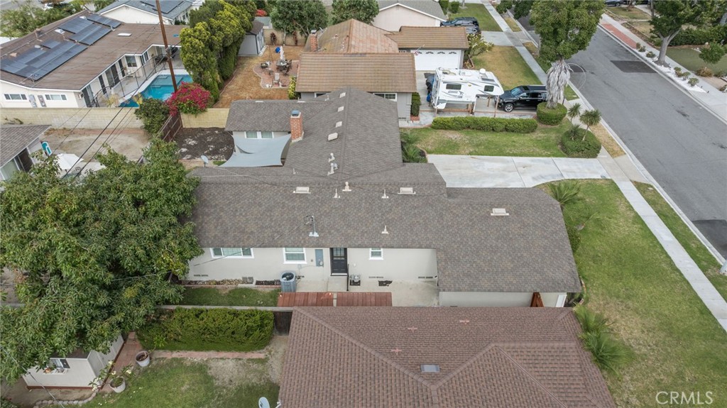 2445 W Marian
