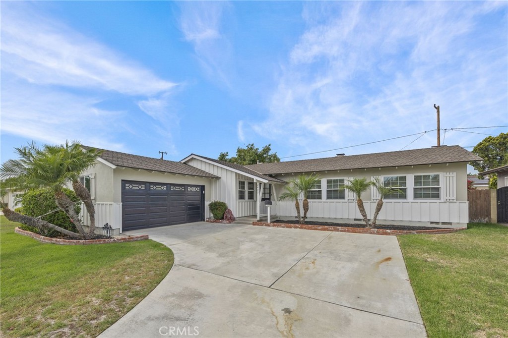2445 W Marian
