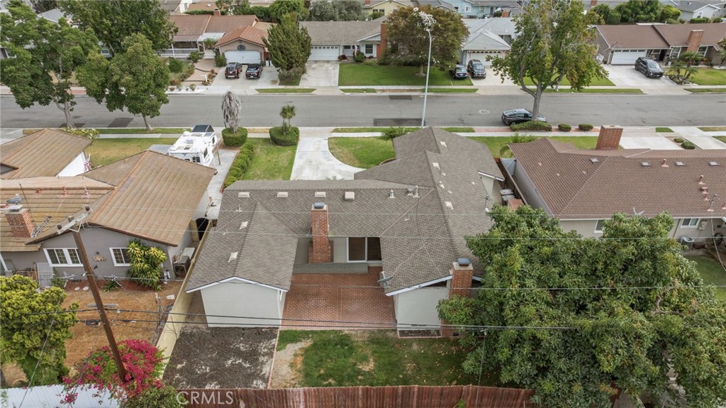 2445 W Marian
