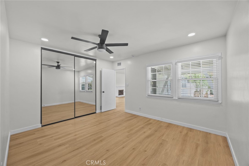 2445 W Marian