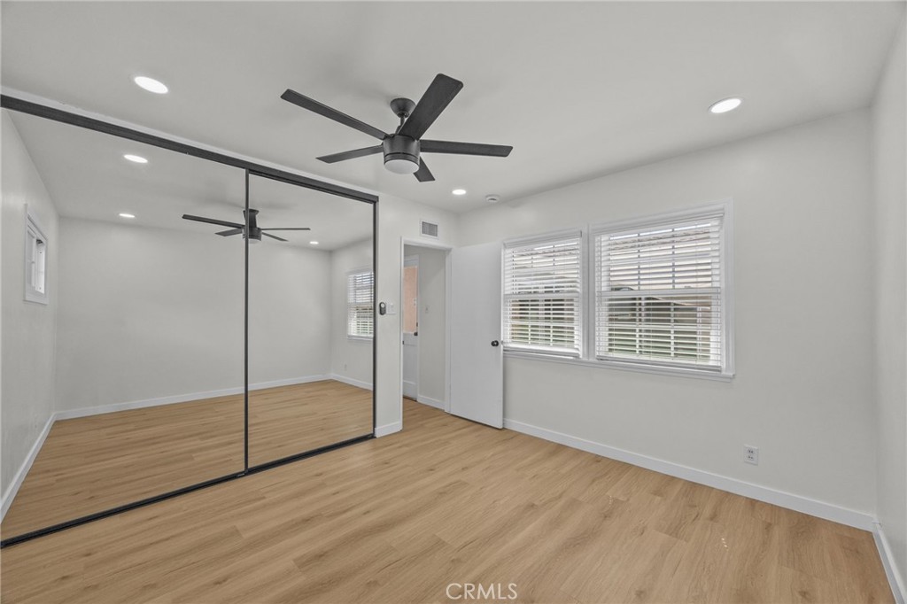 2445 W Marian
