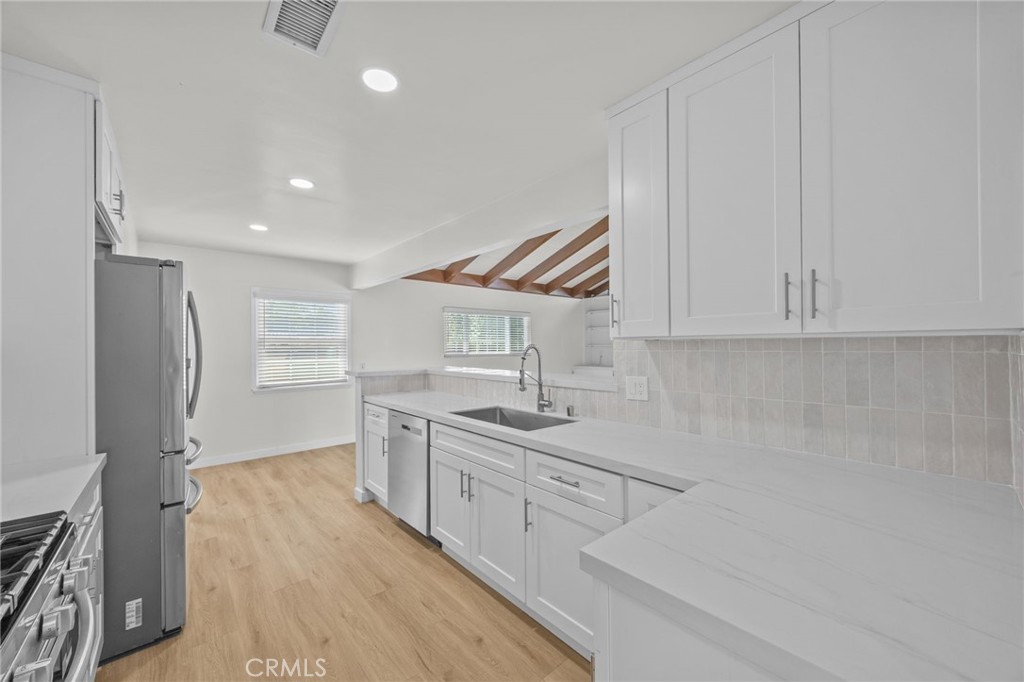 2445 W Marian
