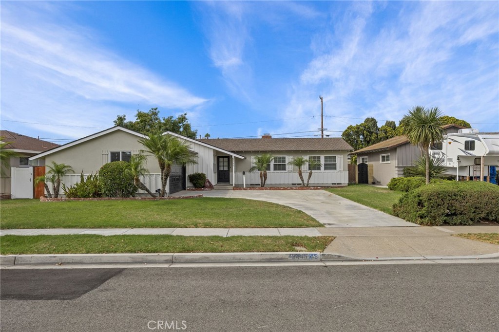 2445 W Marian