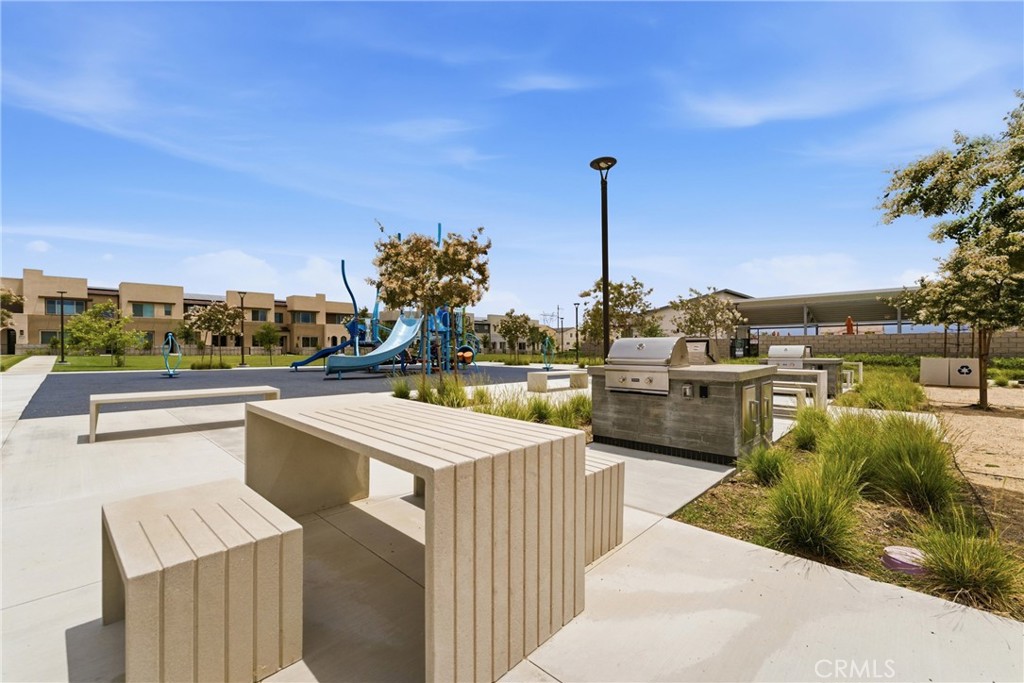 3247 E. Moonstone Drive