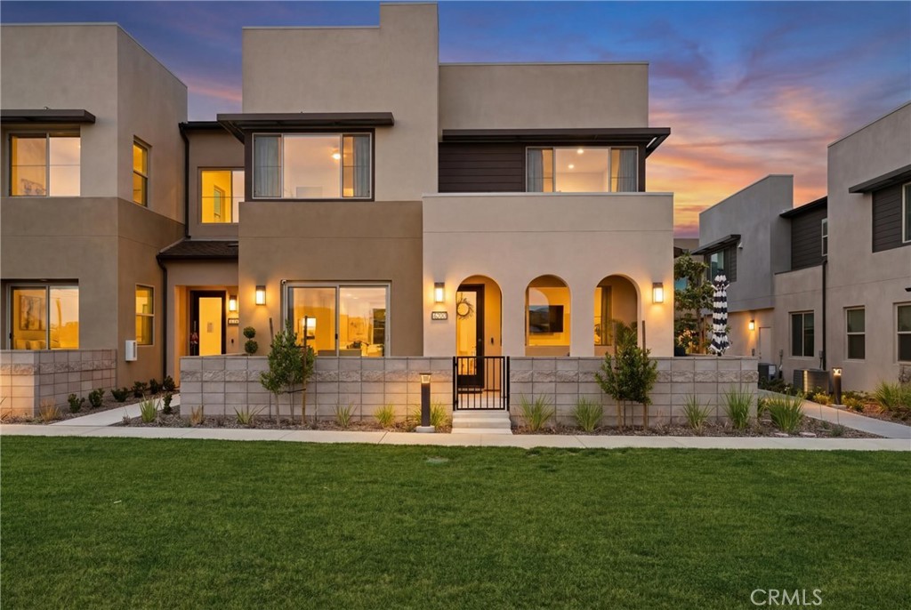 3247 E. Moonstone Drive
