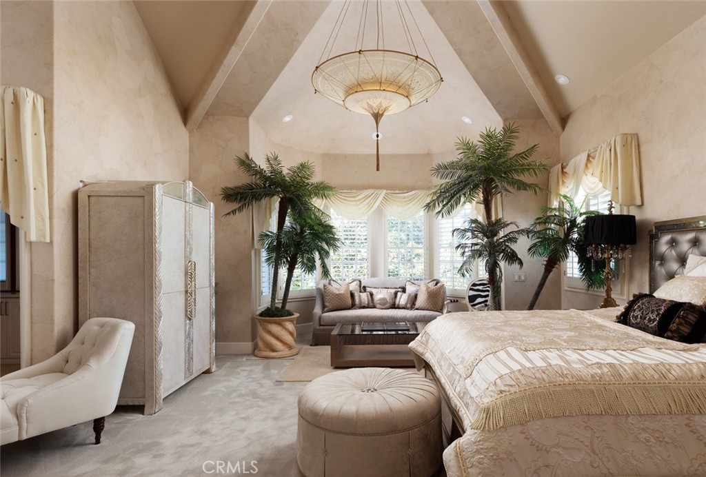 3 Weybridge Court