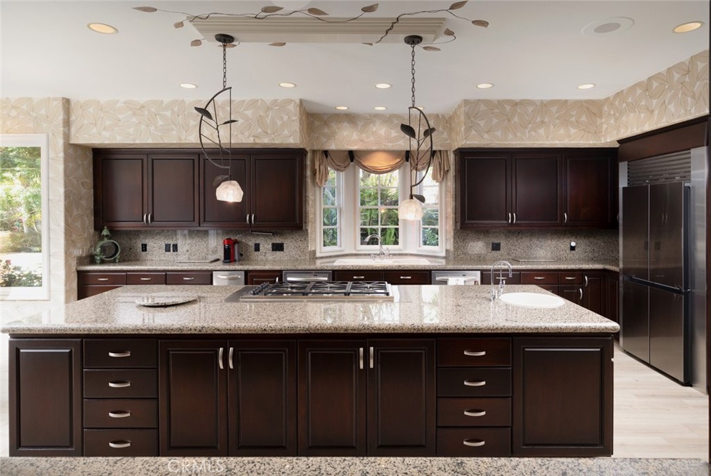 3 Weybridge Court