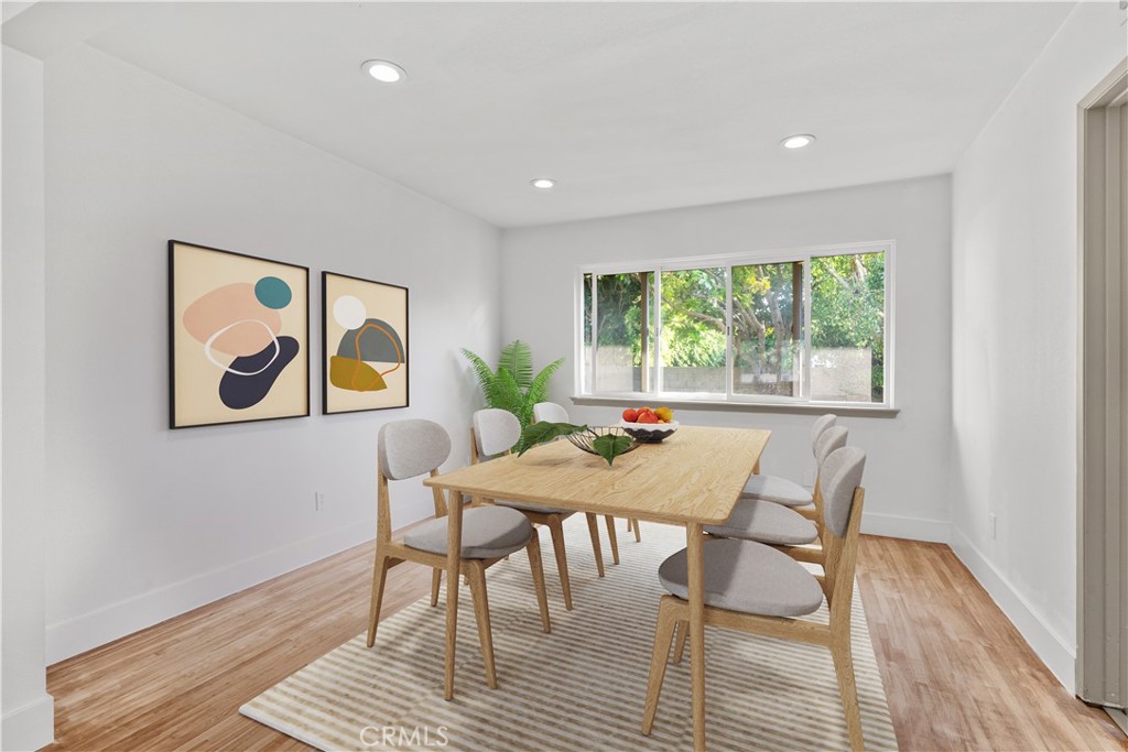 6972 Laurelhurst
