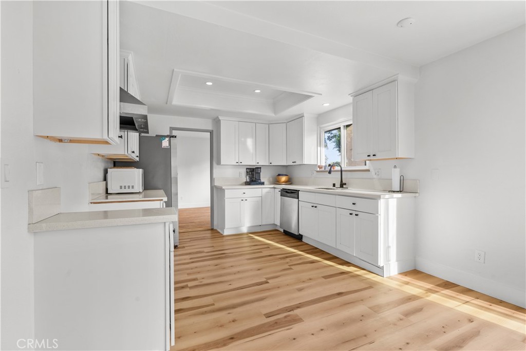 6972 Laurelhurst