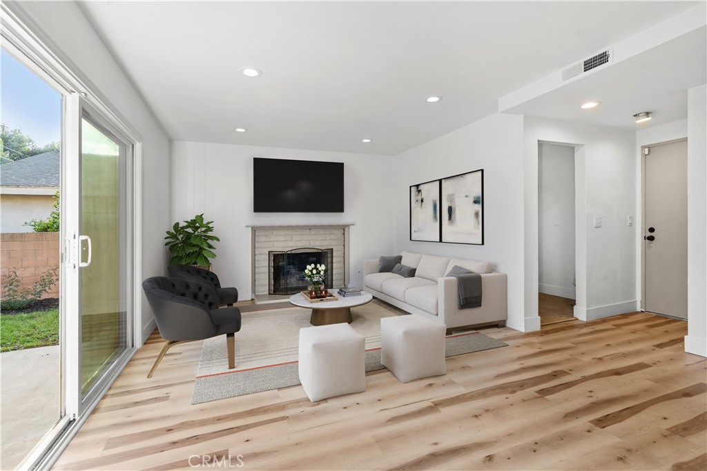 6972 Laurelhurst