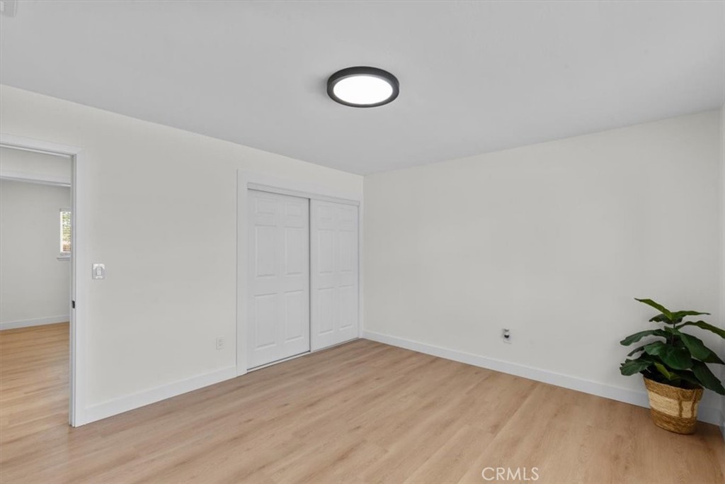 1025 Richards