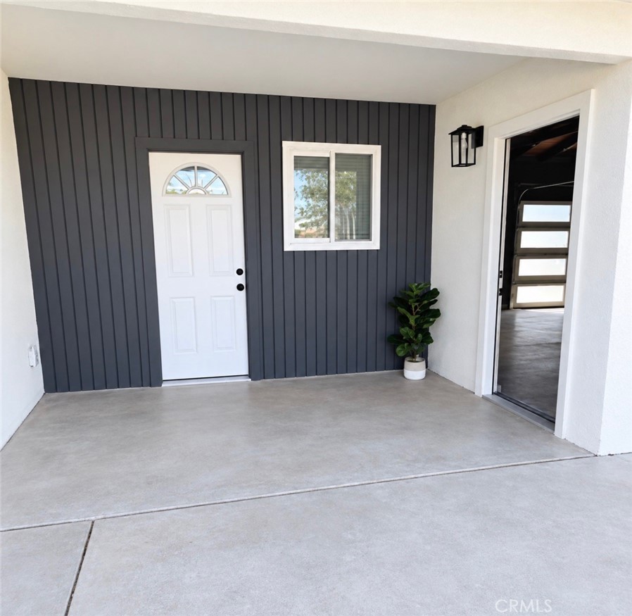 1025 Richards