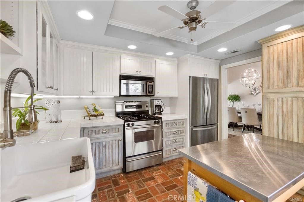 4 Sea Island Drive